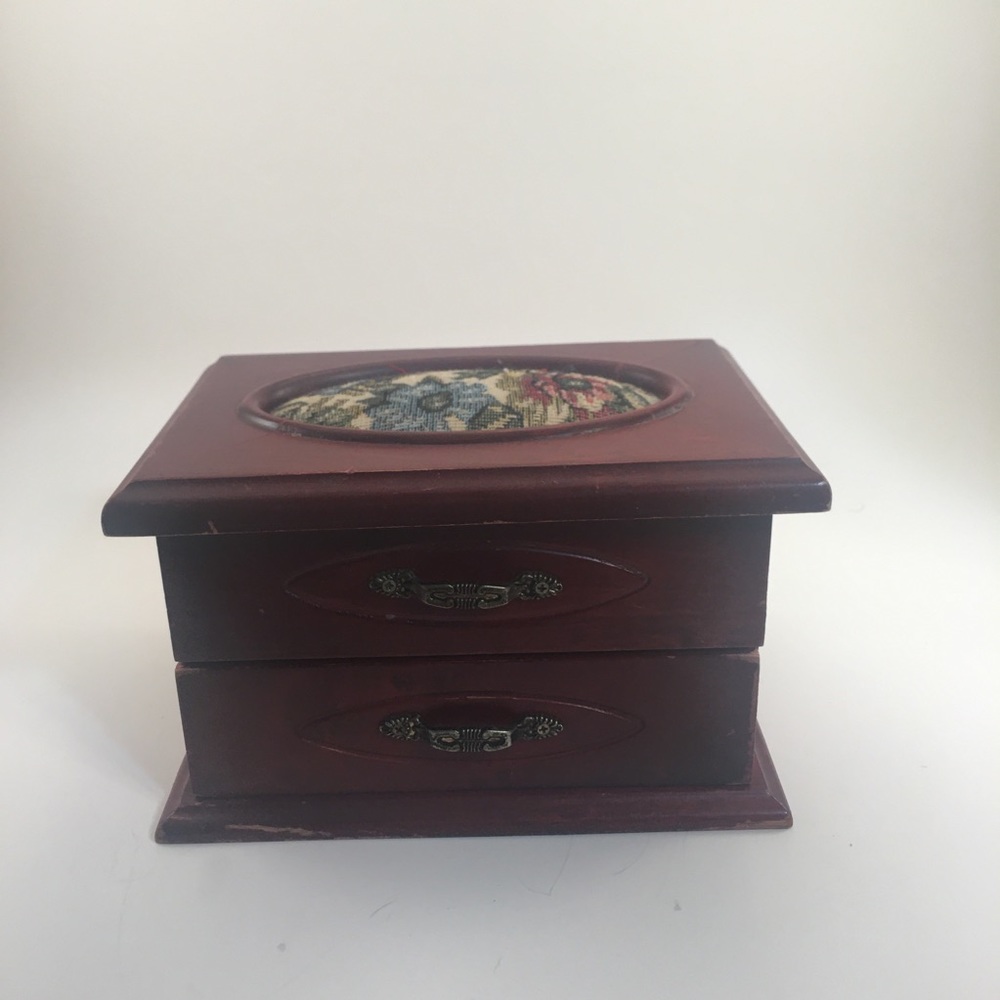 Elegant Wooden Jewelry Organizer with Floral Inlay